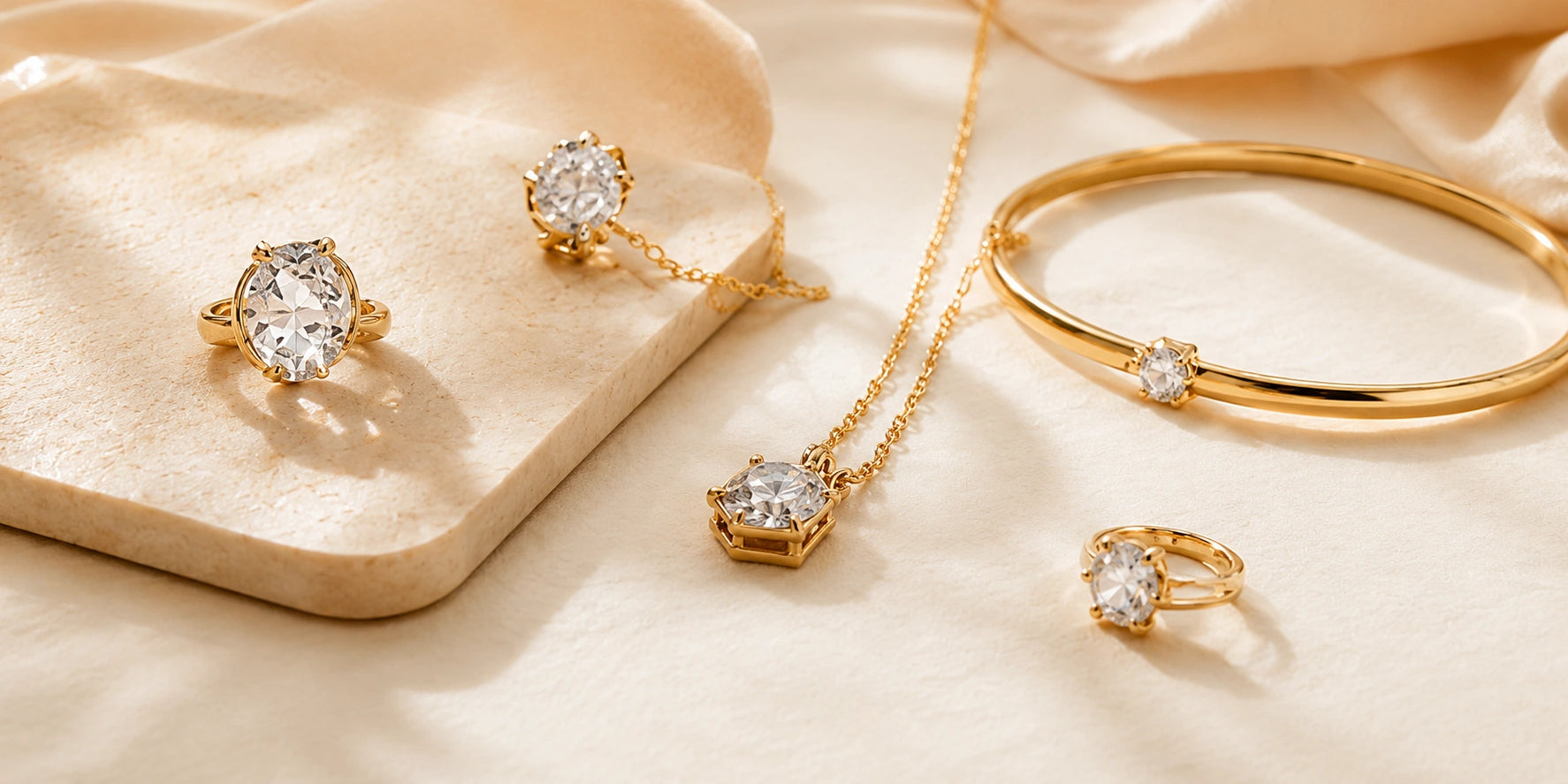 LeMing fine jewelry designed for everyday wear, combining quality craftsmanship with timeless beauty.