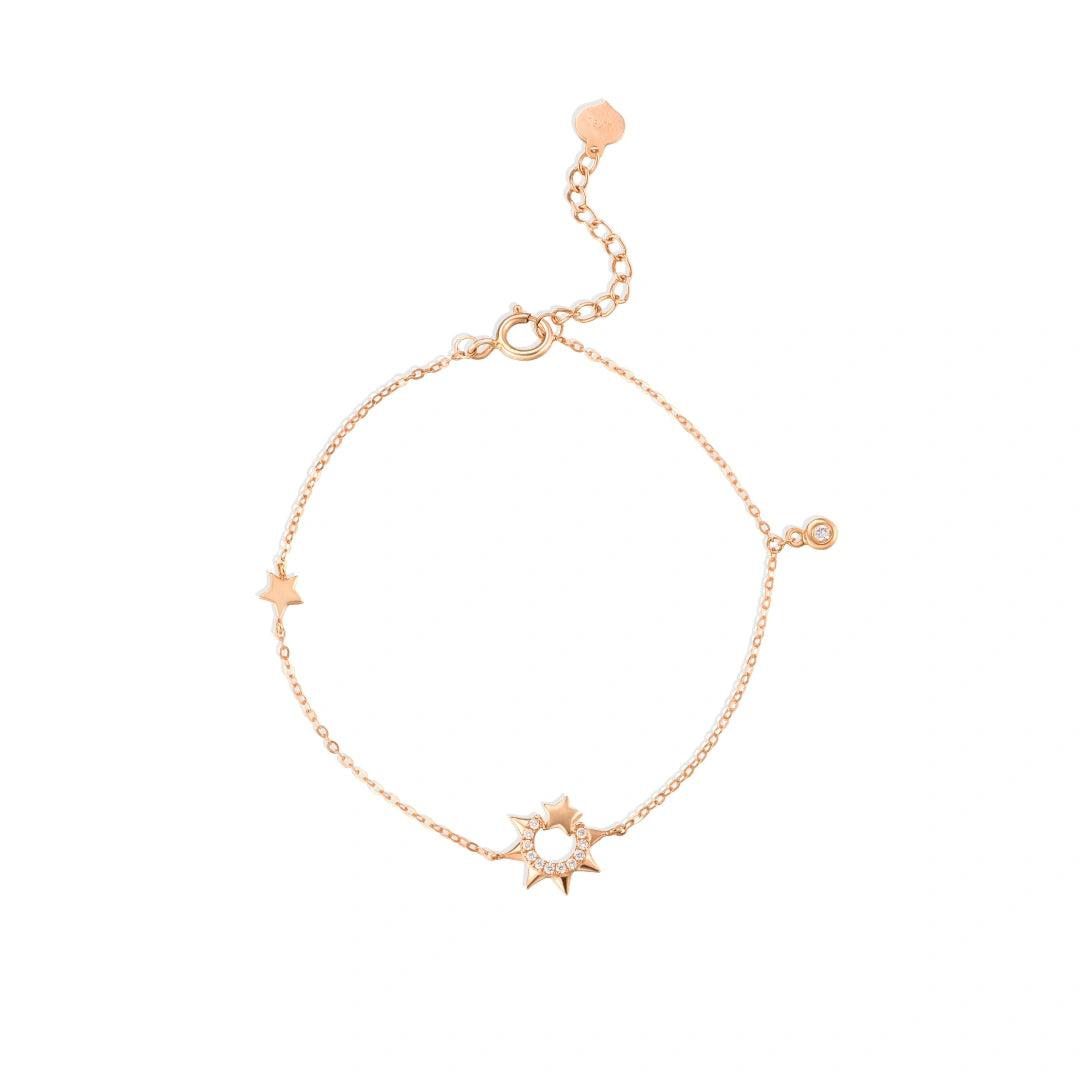 18K gold diamond celestial star bracelet with 0.022ct main diamond and 0.047ct side diamond accents by LeMing Jewelry
